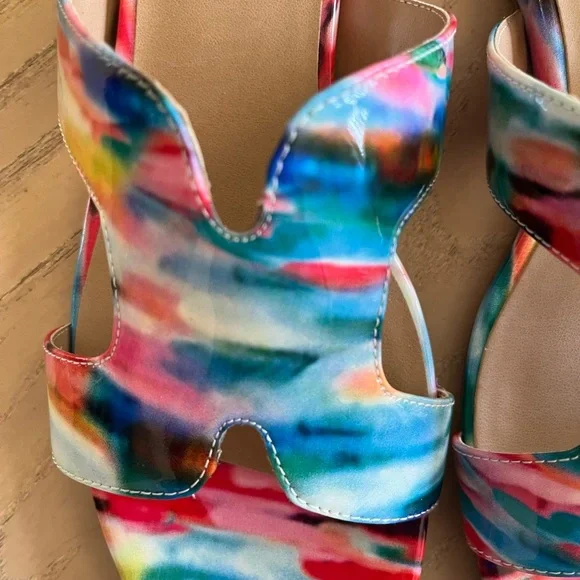 Camels Multi-Colored Patent Leather Slide Sandals/ Size 9 - Picture 8 of 8